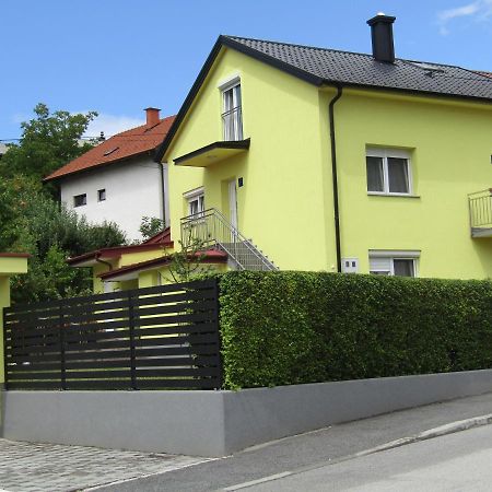 Apartman Megi & Studio Apartman Tomi - Self Check In Krapina Εξωτερικό φωτογραφία