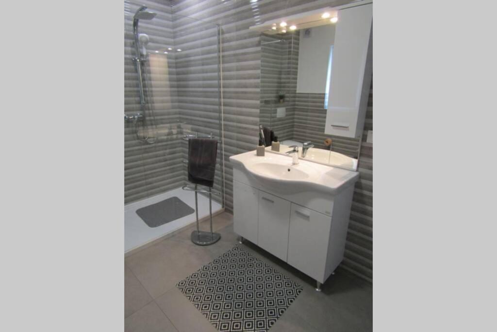 Apartman Megi & Studio Apartman Tomi - Self Check In Krapina Εξωτερικό φωτογραφία
