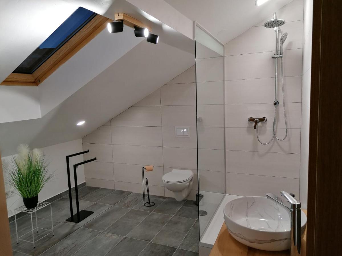 Apartman Megi & Studio Apartman Tomi - Self Check In Krapina Εξωτερικό φωτογραφία