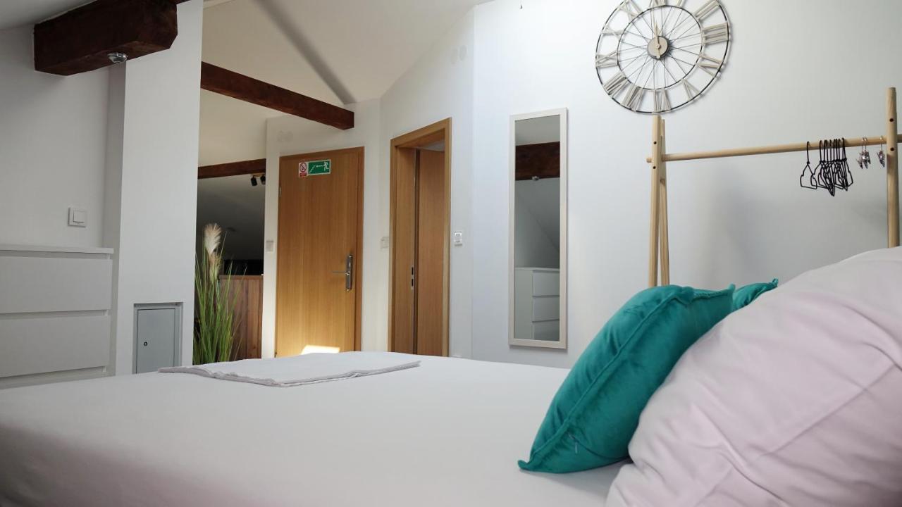 Apartman Megi & Studio Apartman Tomi - Self Check In Krapina Εξωτερικό φωτογραφία